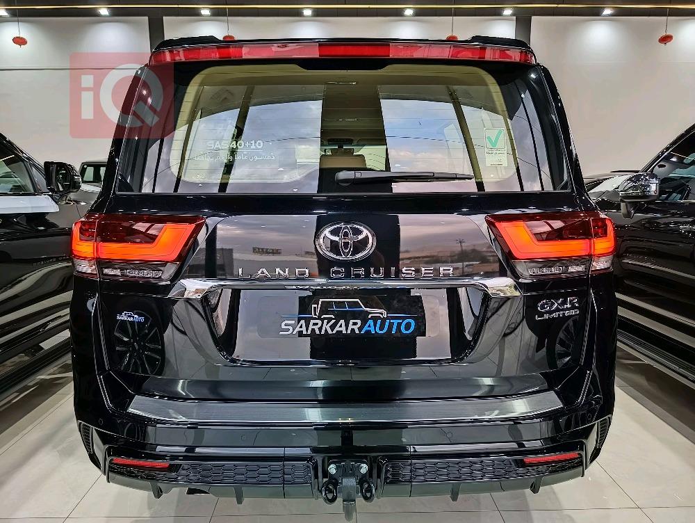 تويوتا لاندكروزر